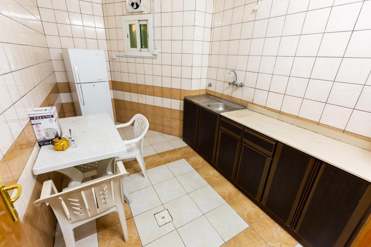 العييري للوحدات السكنية المفروشة الباحة 2 Al Bahah Exterior photo