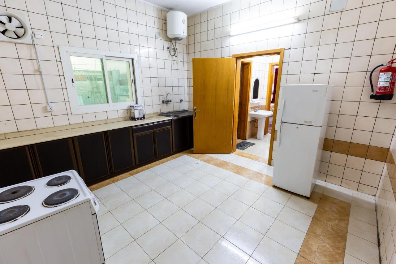 العييري للوحدات السكنية المفروشة الباحة 2 Al Bahah Exterior photo